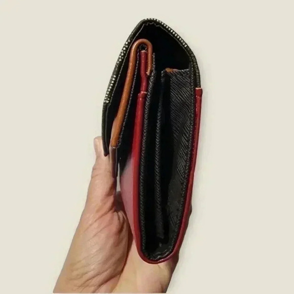 ๐๏ธMKF Collection Wristlet Wallet | High-Quality Vegan Leather | High Capacity - Picture 10 of 13